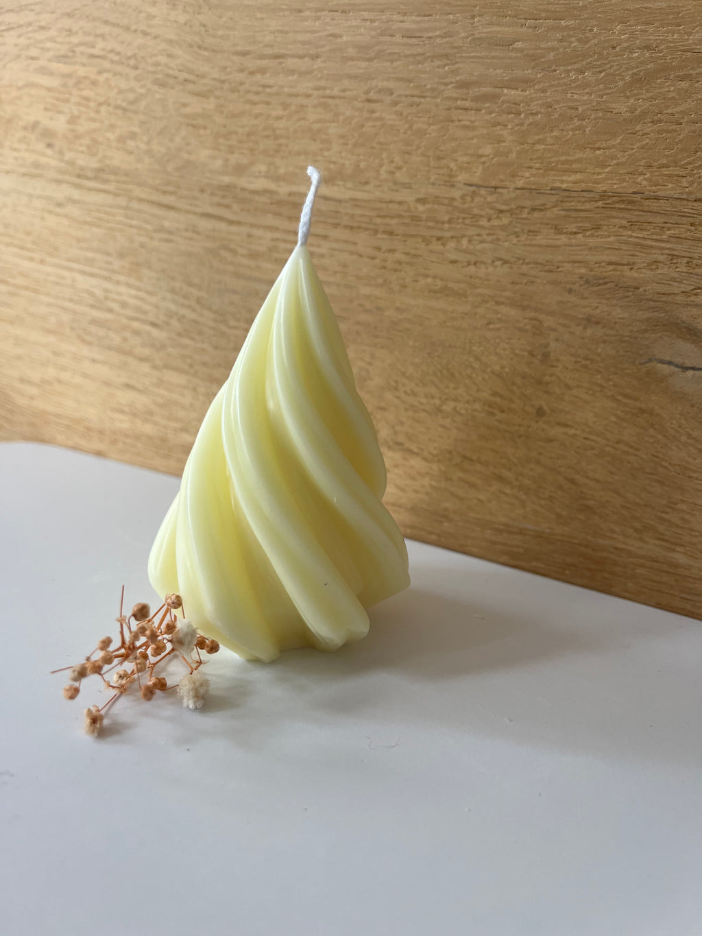 Sojawachs-Kerze "Twist Tree" - klein